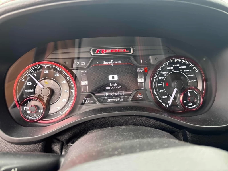 Dodge RAM 1500 * Rebel * CARFAX * БЕЗ ПЪРВОНАЧАЛНА ВНОСКА, снимка 8 - Автомобили и джипове - 53160686