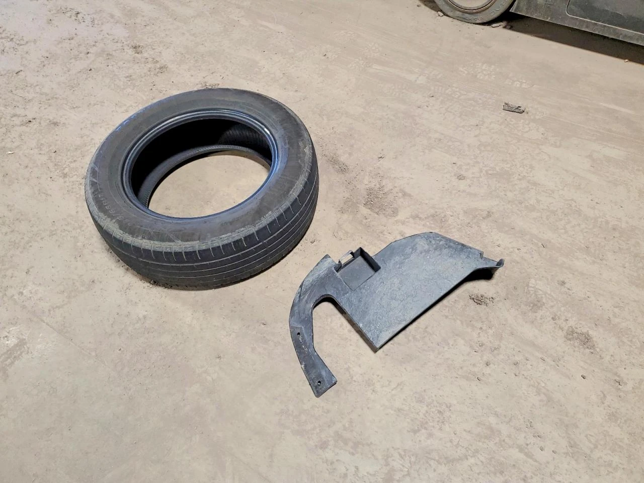 Nissan Rogue 2.5l Sv, снимка 13 - Автомобили и джипове - 54384816