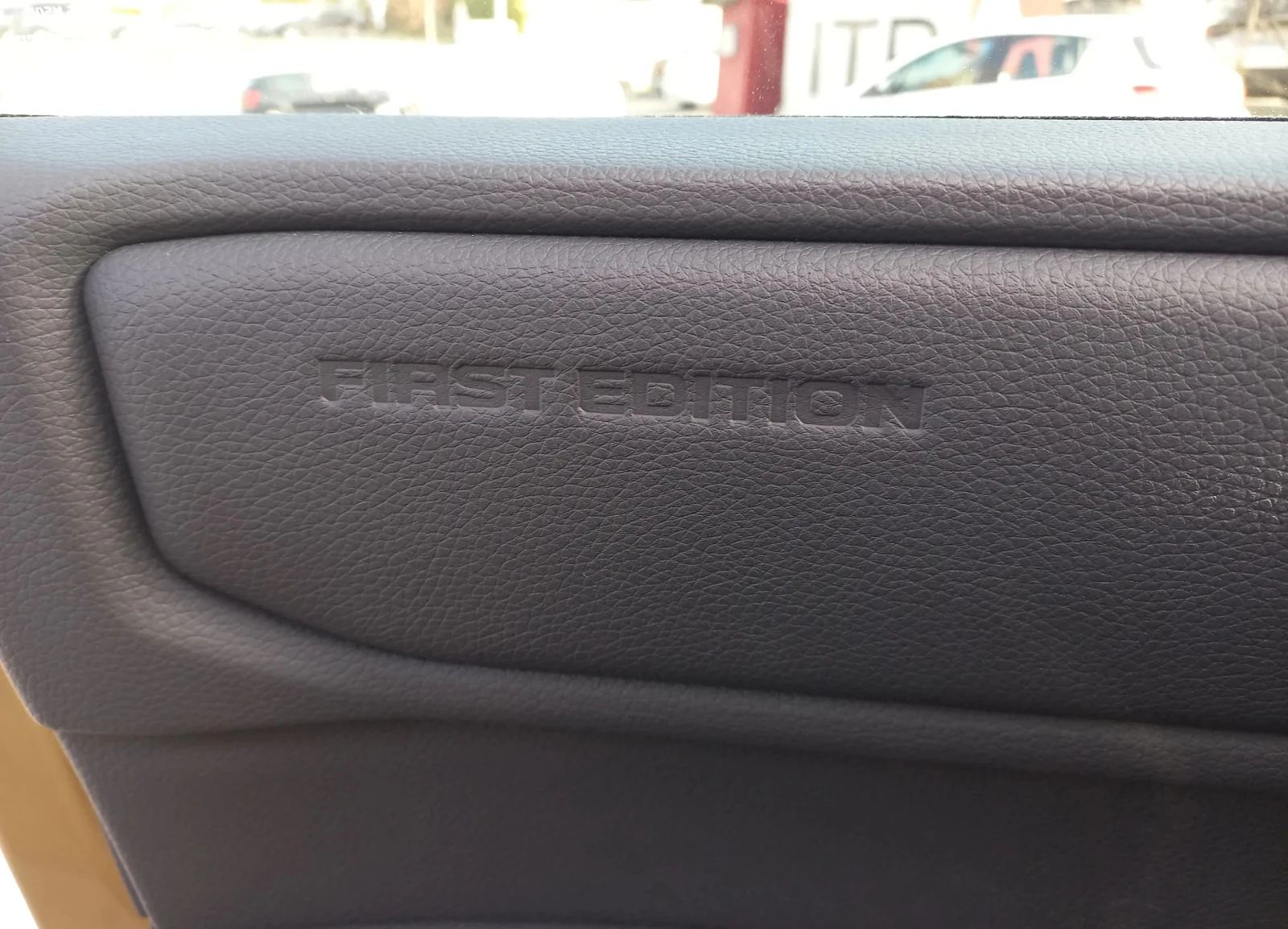 Toyota Land cruiser 2.8L 4WD First Edition 7 Seater, снимка 12 - Автомобили и джипове - 54411447