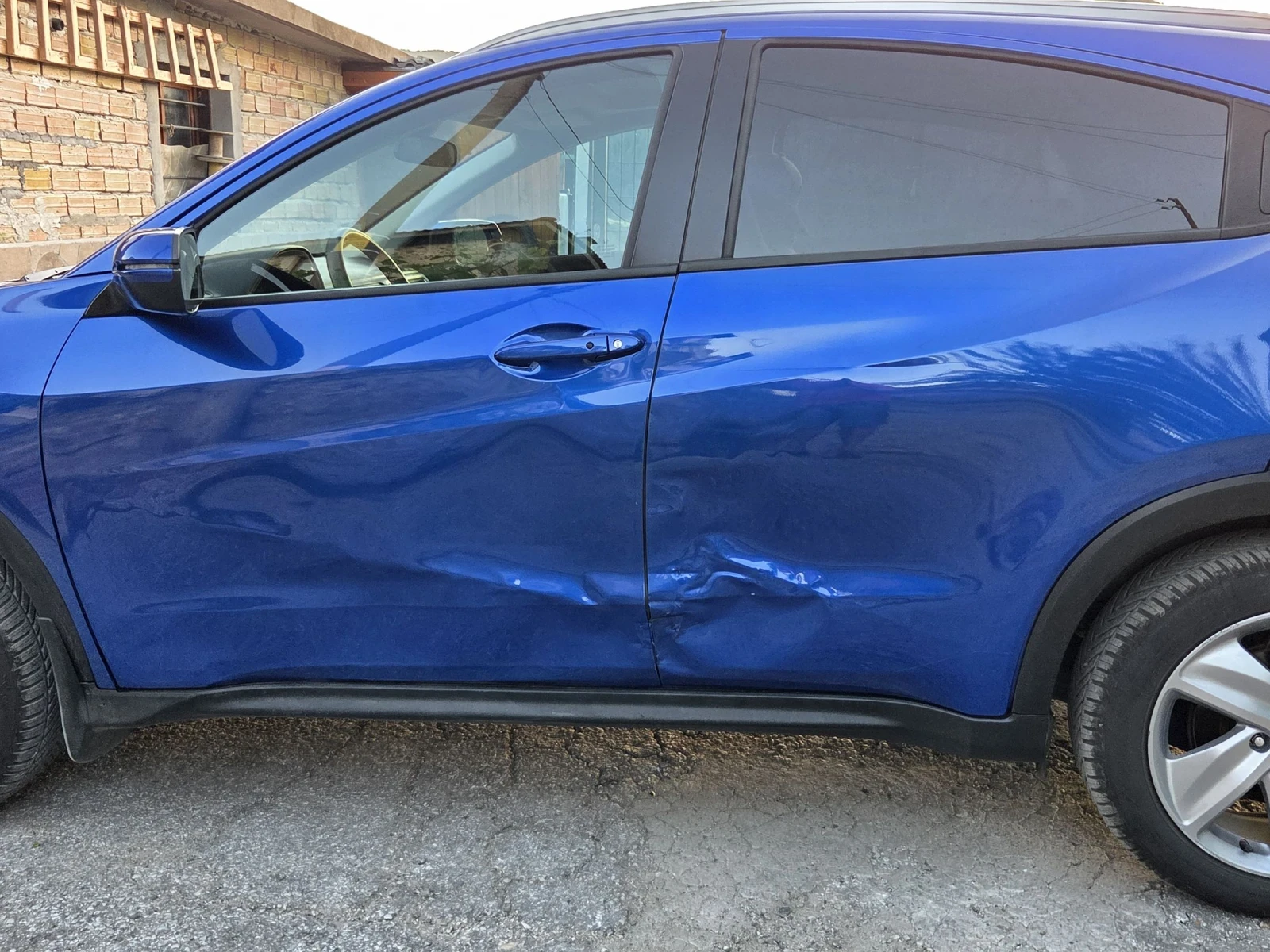 Honda Hr-v 1, 8  4х4 , снимка 10 - Автомобили и джипове - 55251555