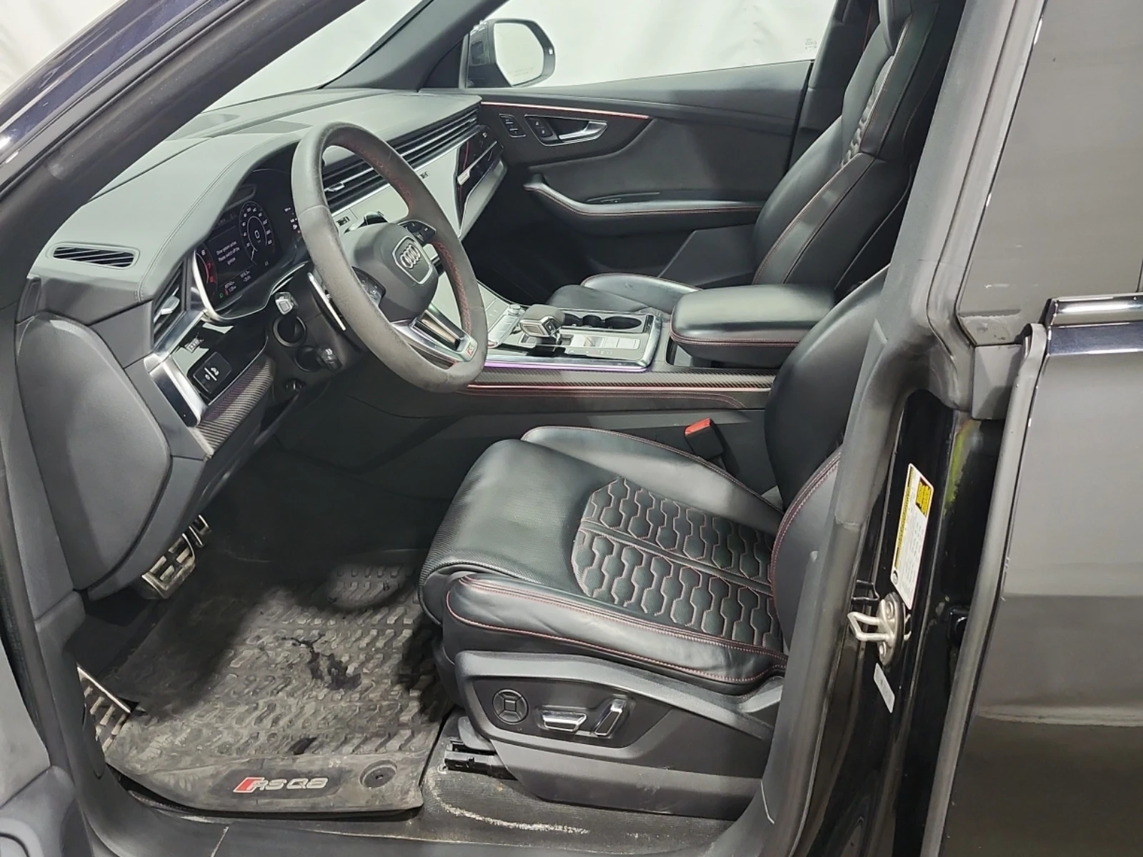 Audi RSQ8 4.0 TFSI QUATTRO /   ПРОГНОЗНА ЦЕНА ДО БЪЛГАРИЯ, снимка 5 - Автомобили и джипове - 55338918