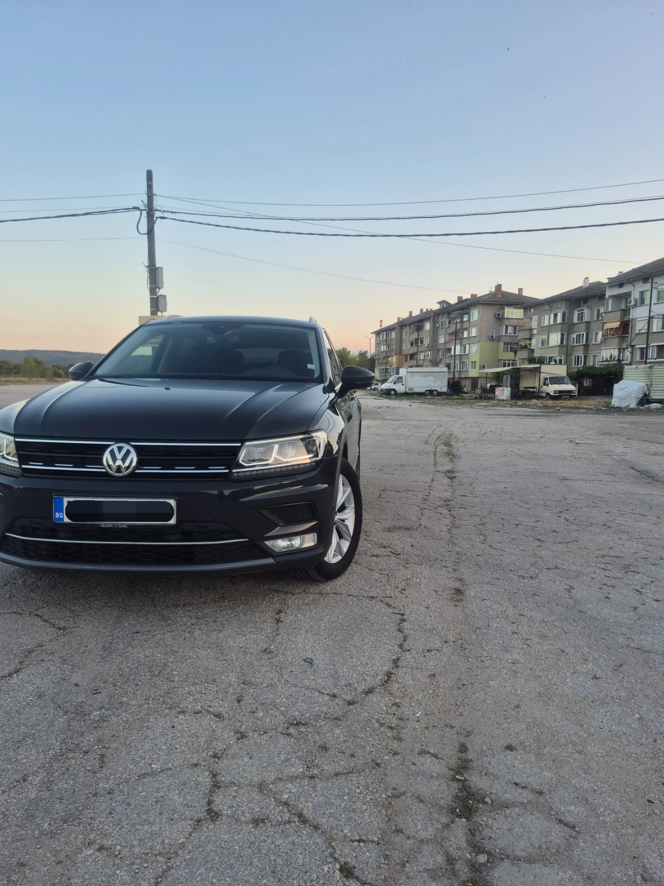 VW Tiguan Highline, снимка 2 - Автомобили и джипове - 55653769