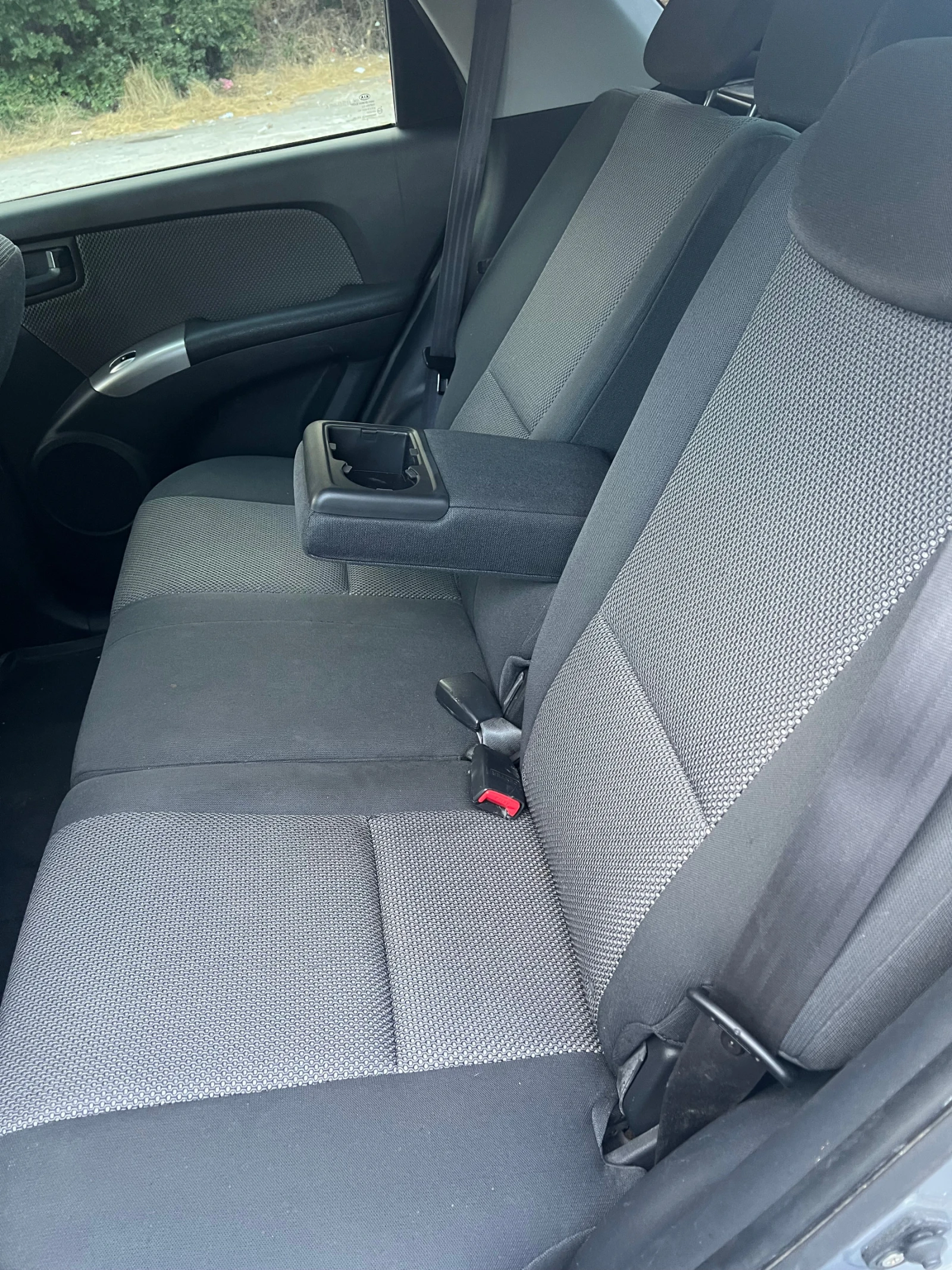 Kia Sportage Газ-бензин, снимка 15 - Автомобили и джипове - 55978241