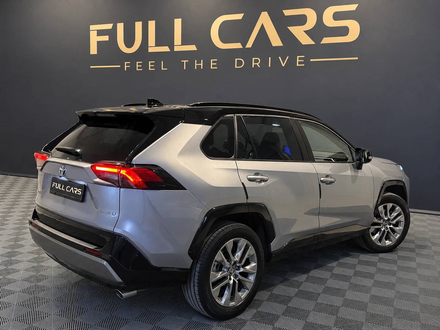 Toyota Rav4 2, 5 Hybrid= ��������= ���������/����������= 360=  | Mobile.bg � ����������� 3
