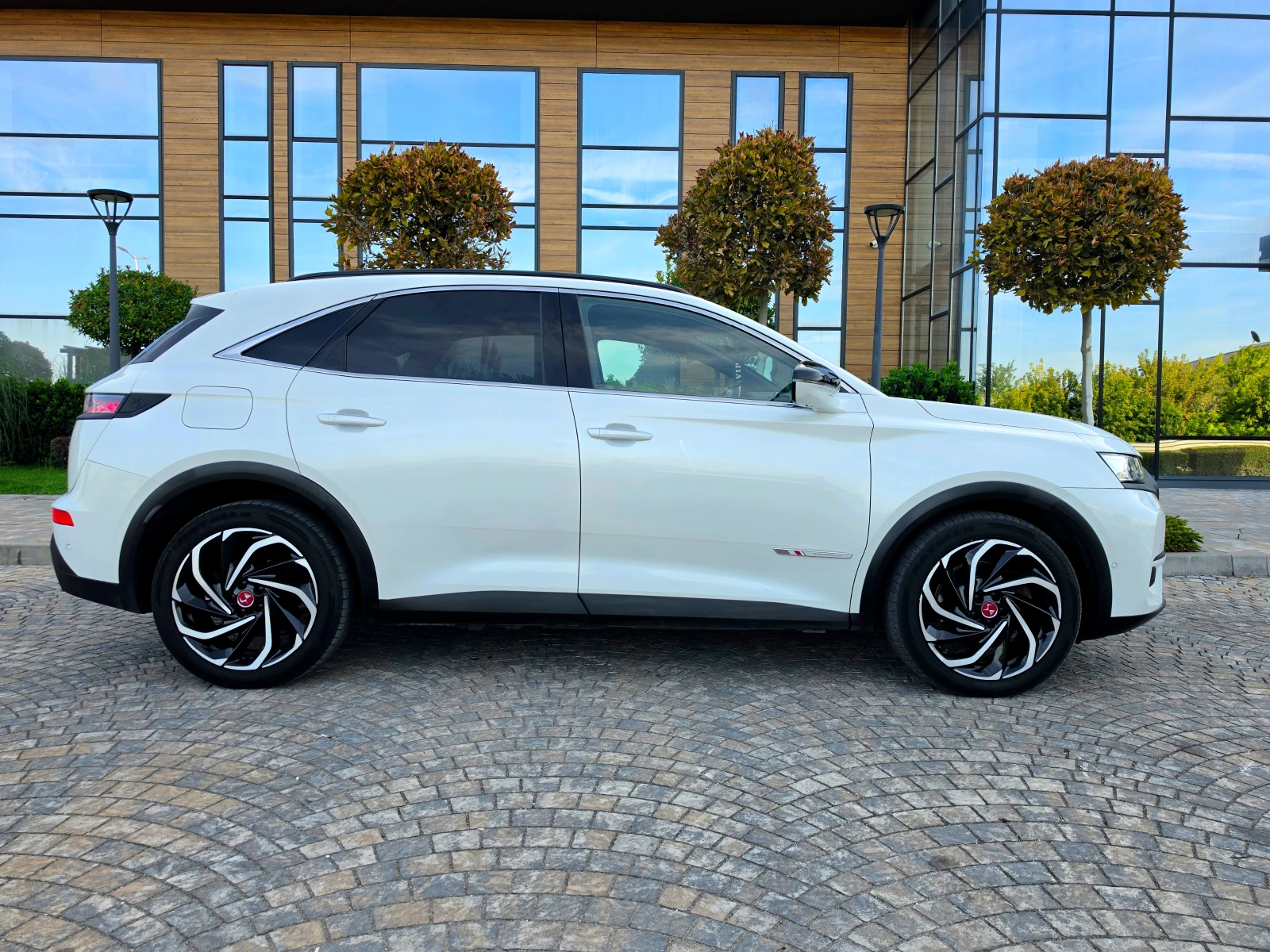 DS DS 7 Crossback Ds PERFORMANCE LINE* E-TENSE* 4×4, снимка 4 - Автомобили и джипове - 56180794