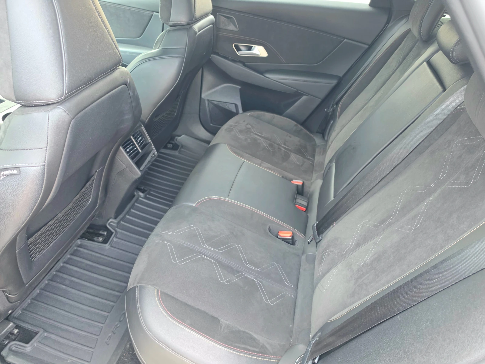 DS DS 7 Crossback Ds PERFORMANCE LINE* E-TENSE* 4×4, снимка 15 - Автомобили и джипове - 56180794
