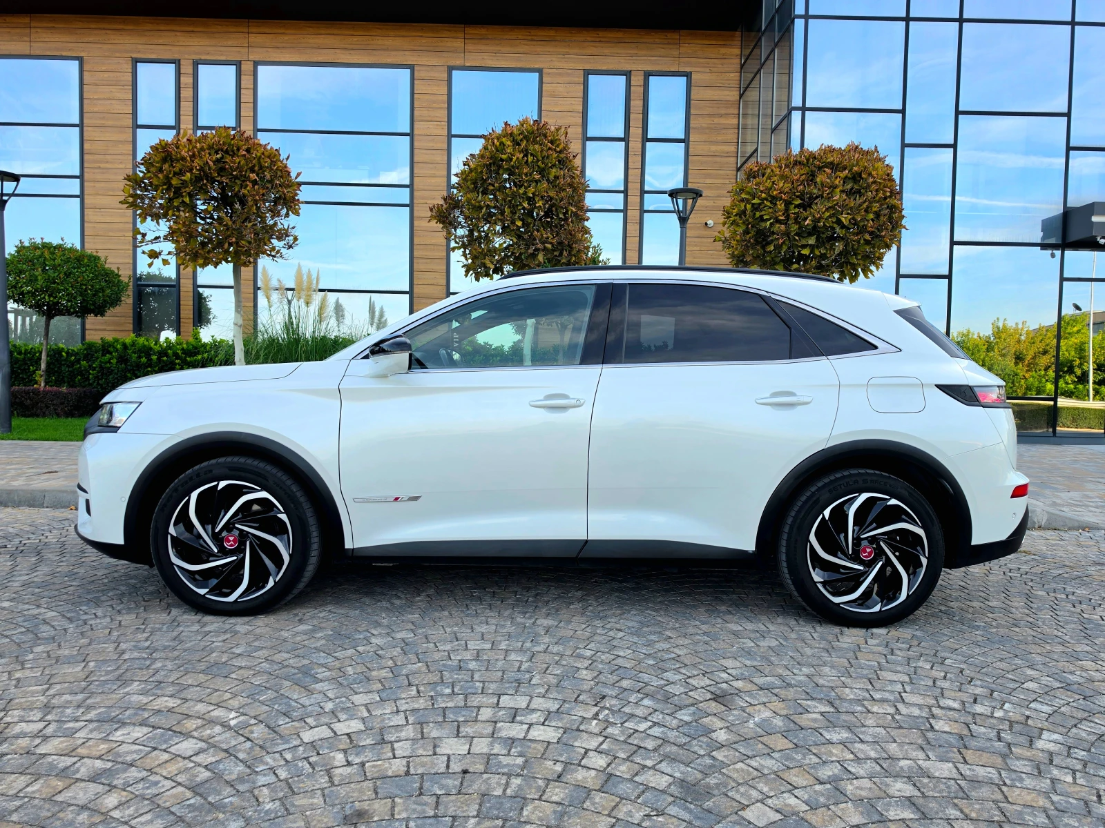 DS DS 7 Crossback Ds PERFORMANCE LINE* E-TENSE* 4×4, снимка 8 - Автомобили и джипове - 56180794