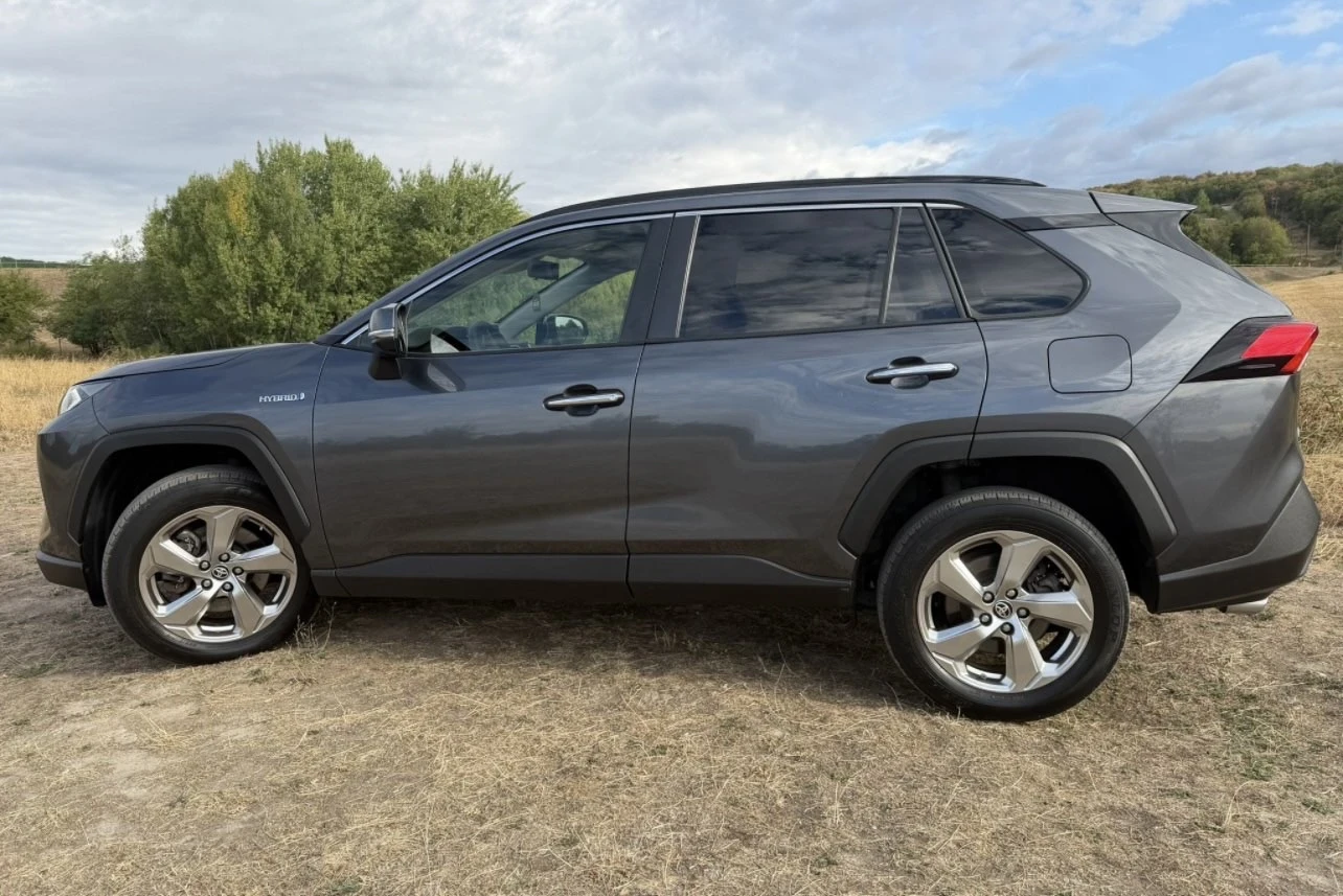 Toyota Rav4 2.5 Hybrid AWD-i Executive 222 к.с. | 1 собственик