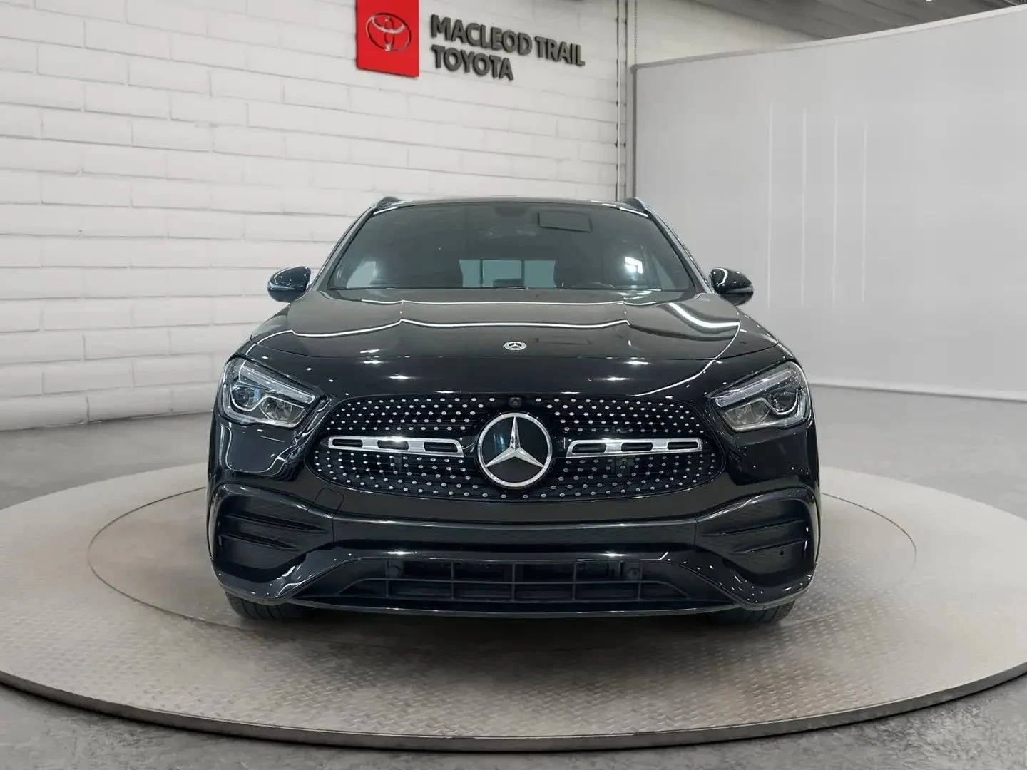 Mercedes-Benz GLA, снимка 3 - Автомобили и джипове - 56727130