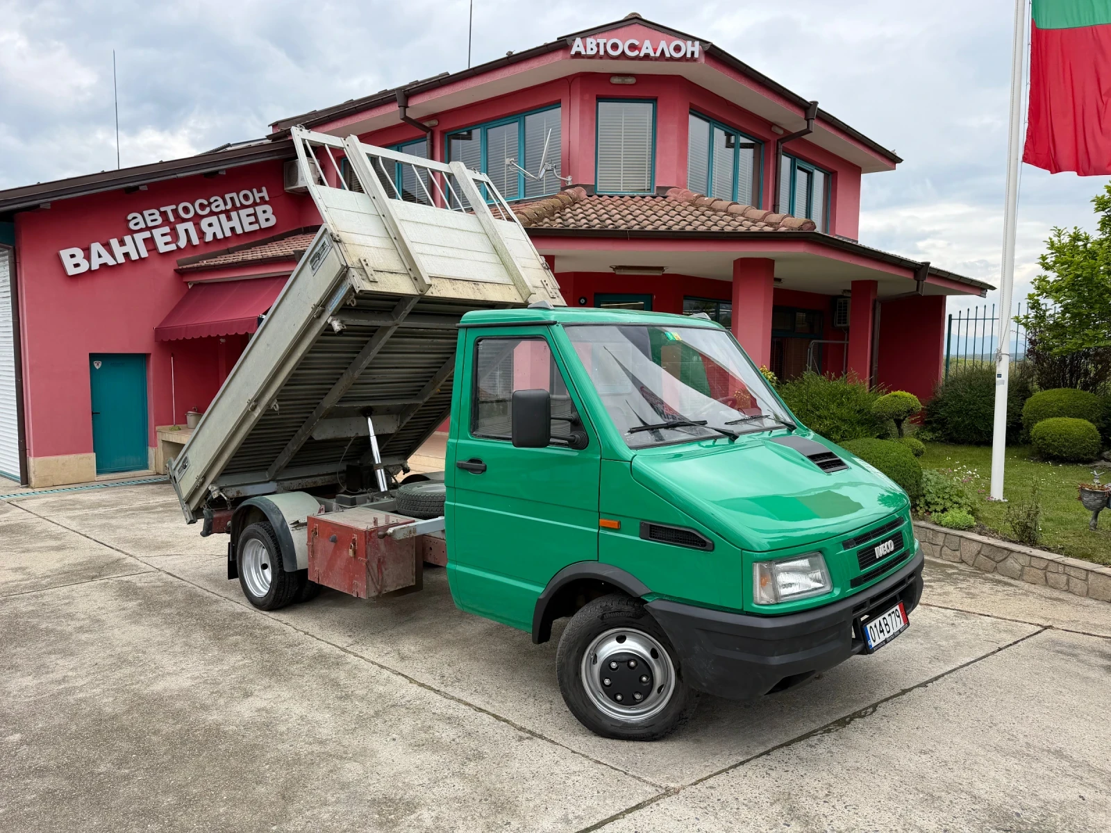 Iveco Daily 35-10 TurboDaily* Тристранен самосвал* 3.00м кош, снимка 9 - Бусове и автобуси - 54484134