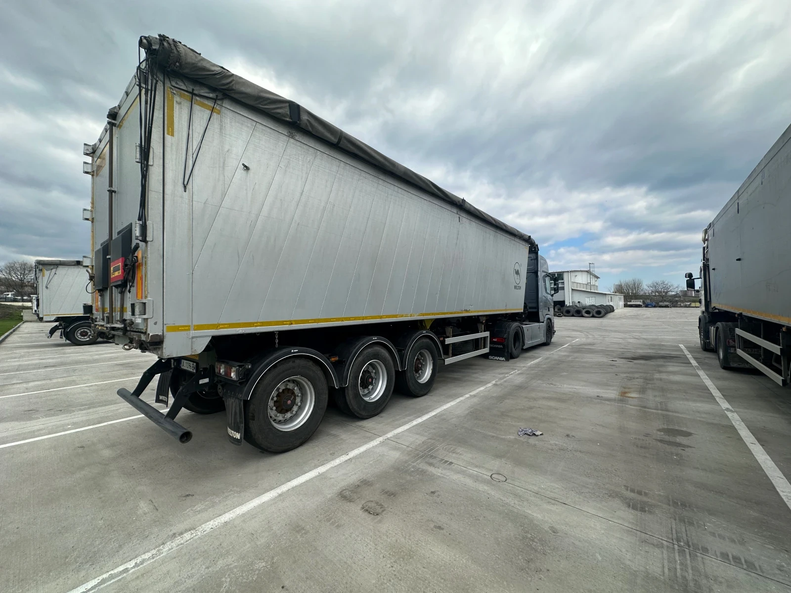  Wielton 553  12  | Mobile.bg   3