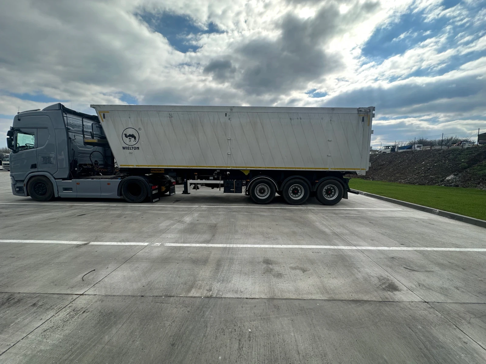  Wielton 553  12  | Mobile.bg   7