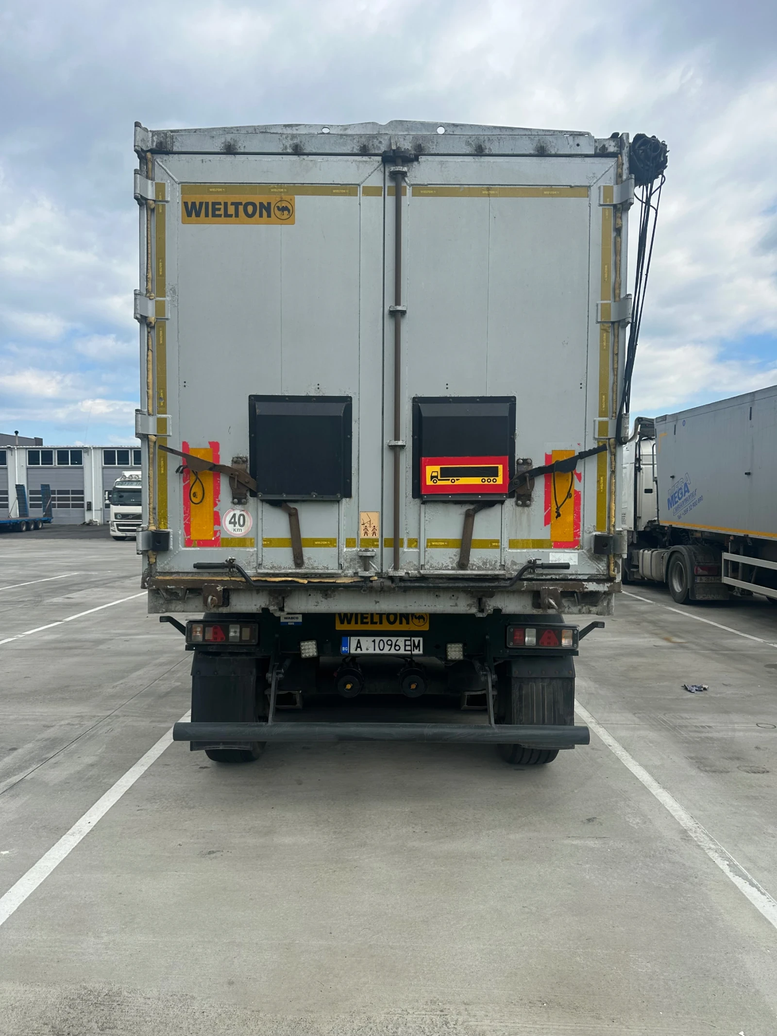  Wielton 553  12  | Mobile.bg   5