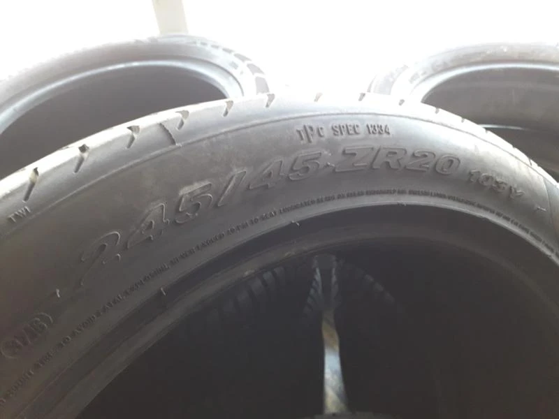 Гуми Летни 245/45R20, снимка 6 - Гуми и джанти - 24664271