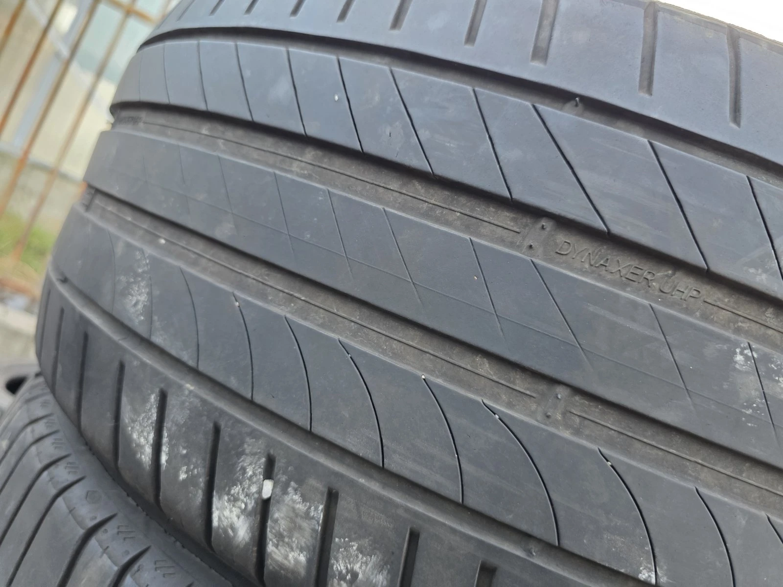 Гуми Летни 245/45R18, снимка 4 - Гуми и джанти - 56730995