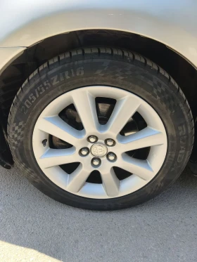 Toyota Avensis, снимка 8