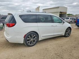 Chrysler Pacifica 3.6l Limited, снимка 3
