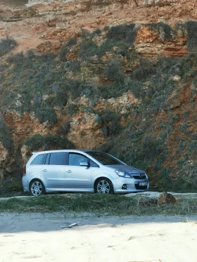 Opel Zafira OPC, снимка 12