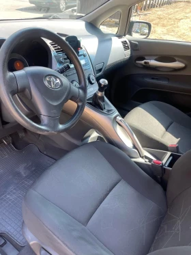 Toyota Auris, снимка 7