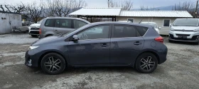 Toyota Auris 1.8 Hybrid, снимка 4