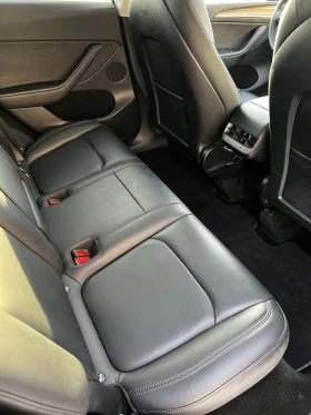 Tesla Model Y Long Range Dual AWD - 31189 € / 61000.38 лв. - 32395632 13