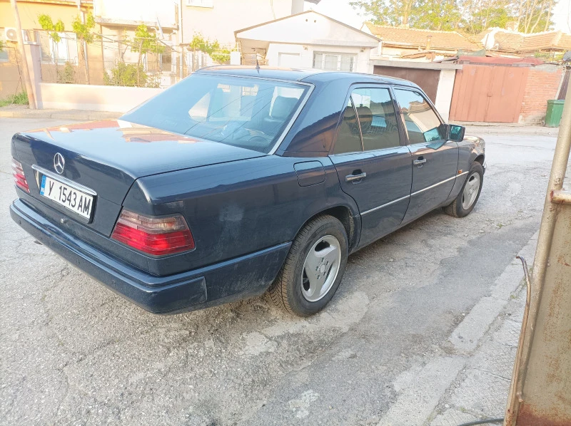 Mercedes-Benz 124 E250D, снимка 4 - Автомобили и джипове - 48031663