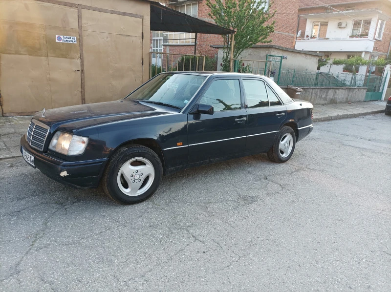 Mercedes-Benz 124 E250D, снимка 1 - Автомобили и джипове - 48031663