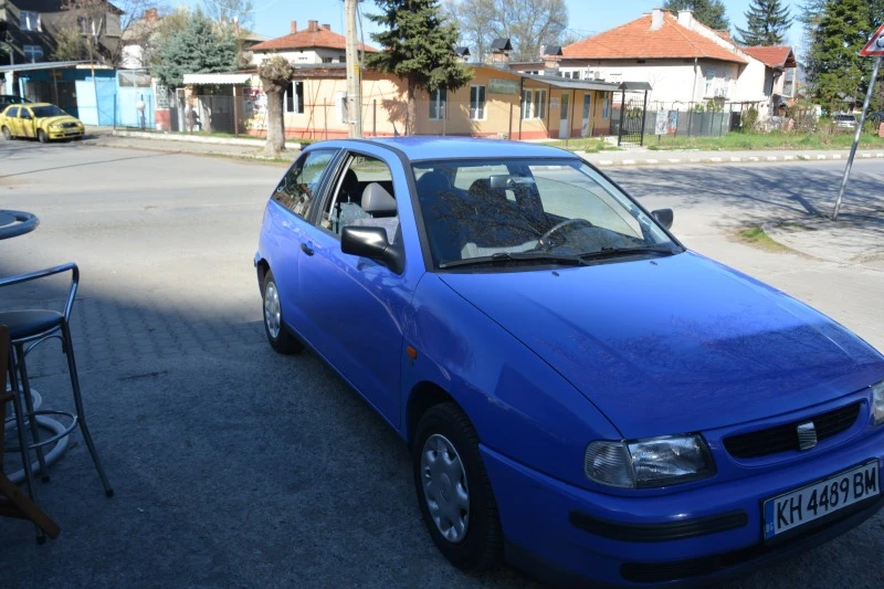 Seat Ibiza SE, снимка 4 - Автомобили и джипове - 48374315