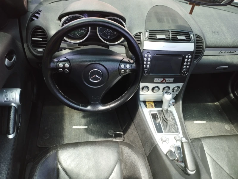 Mercedes-Benz SLK 200 Компресор Бензин/Газ, снимка 9 - Автомобили и джипове - 48807765