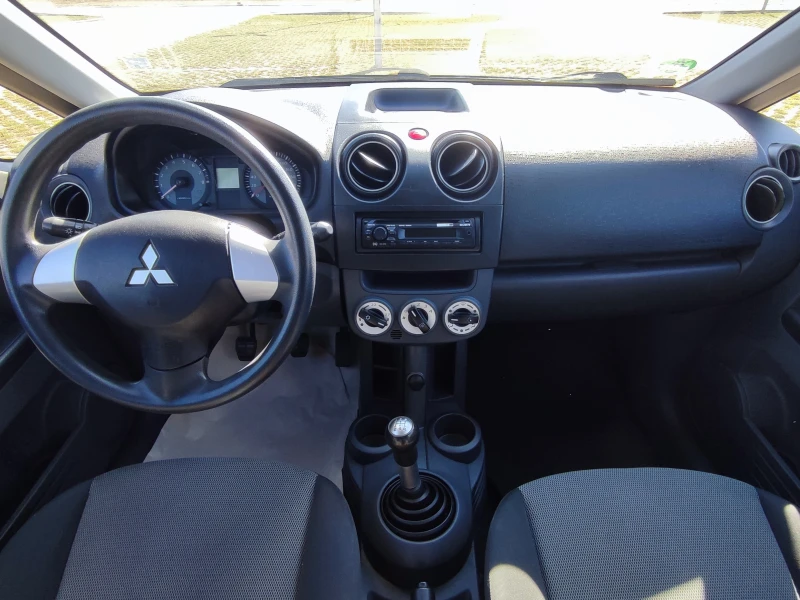 Mitsubishi Colt 1.3i-95kc-SPORT-ФЕЙС-TUV 06.2025, снимка 9 - Автомобили и джипове - 49387932