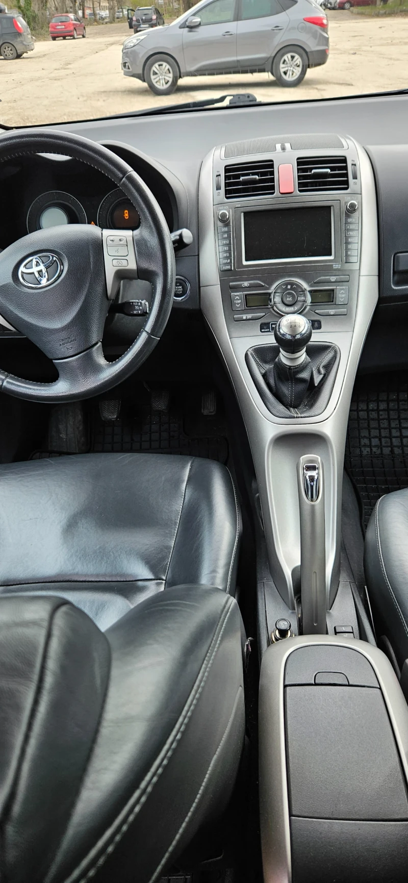 Toyota Auris 2.2, снимка 5 - Автомобили и джипове - 50379715
