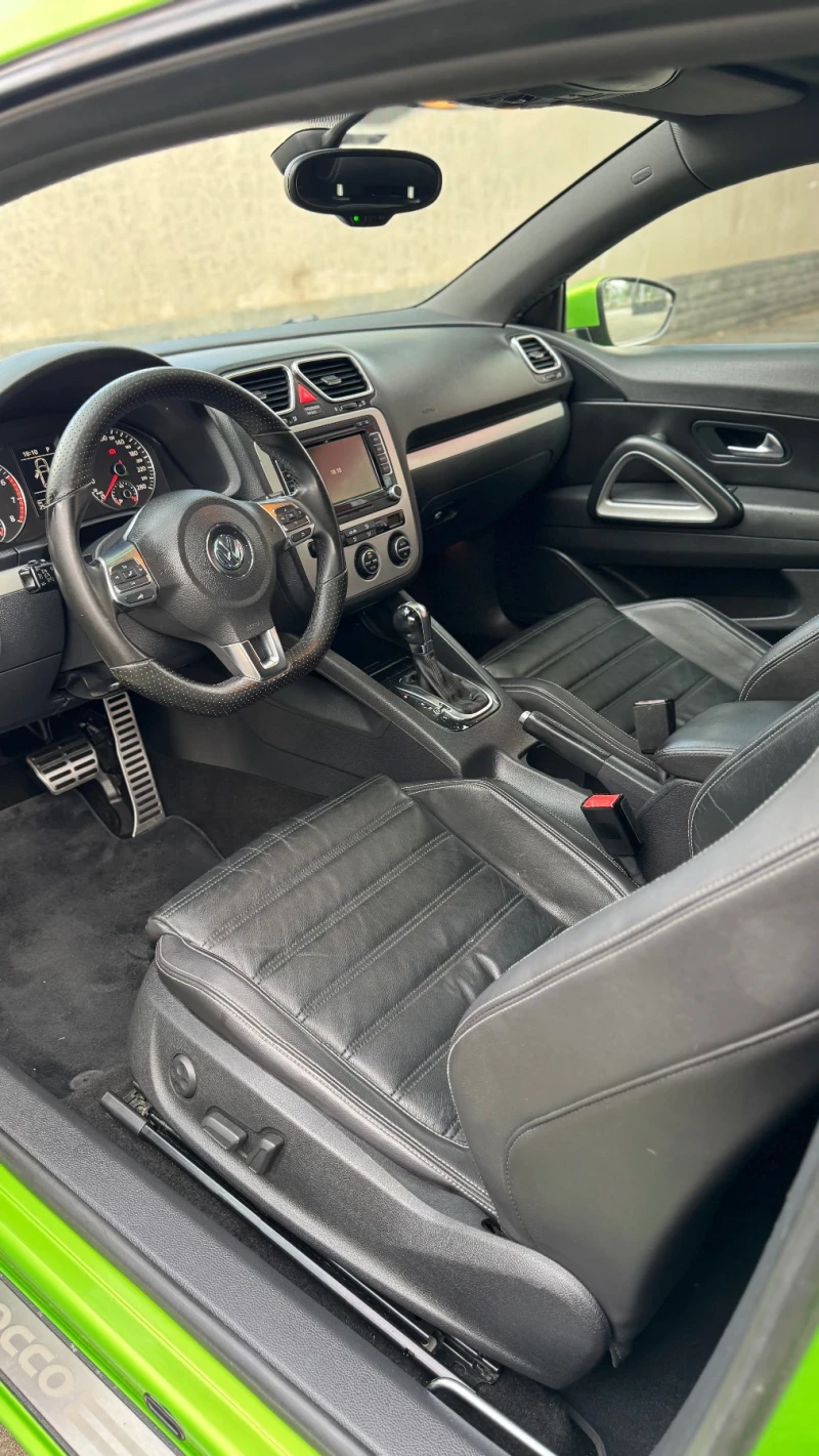 VW Scirocco 2.0 TSI, снимка 7 - Автомобили и джипове - 52488292