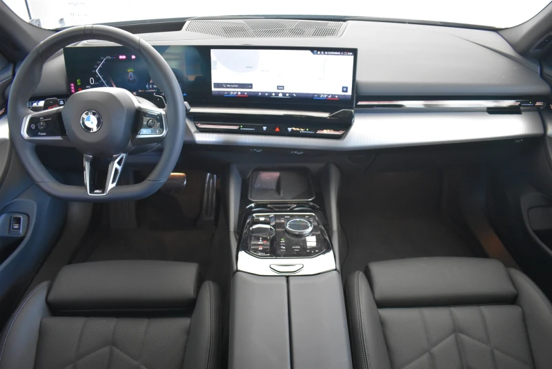 BMW 520 xDrive, снимка 3 - Автомобили и джипове - 51575164