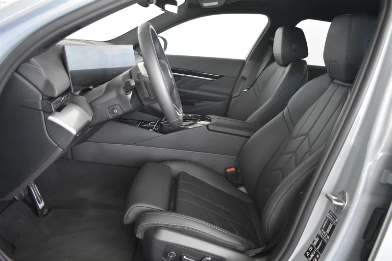 BMW 520 xDrive, снимка 6 - Автомобили и джипове - 51575164