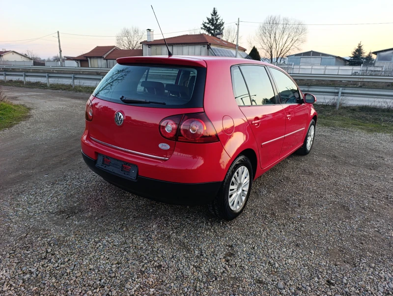 VW Golf 1.4i-16v Бензин, снимка 7 - Автомобили и джипове - 52867894