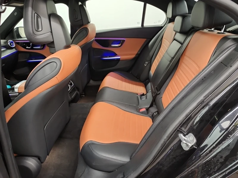 Mercedes-Benz C 300 AMG Line * CARFAX * ОПЦИЯ ЗА ФИНАНСИРАНЕ * , снимка 13 - Автомобили и джипове - 53162501