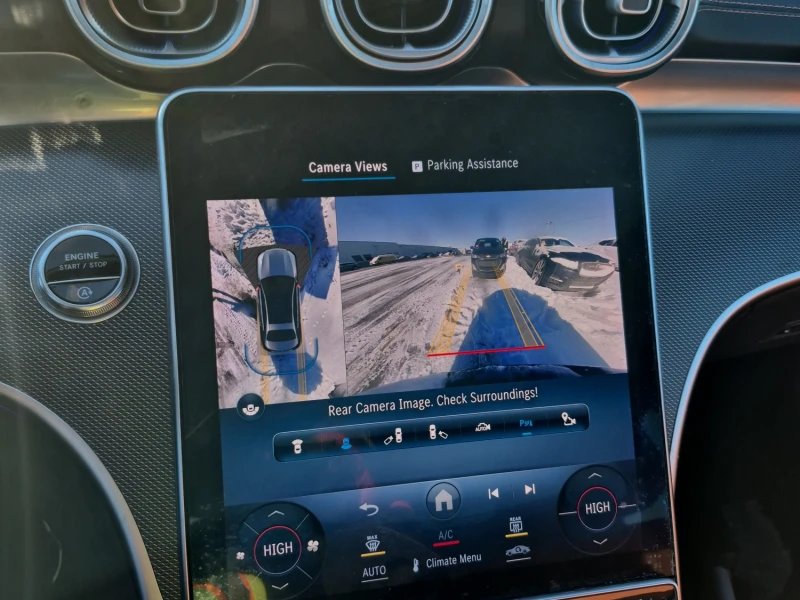 Mercedes-Benz C 300 AMG Line * CARFAX * ОПЦИЯ ЗА ФИНАНСИРАНЕ * , снимка 9 - Автомобили и джипове - 53162501