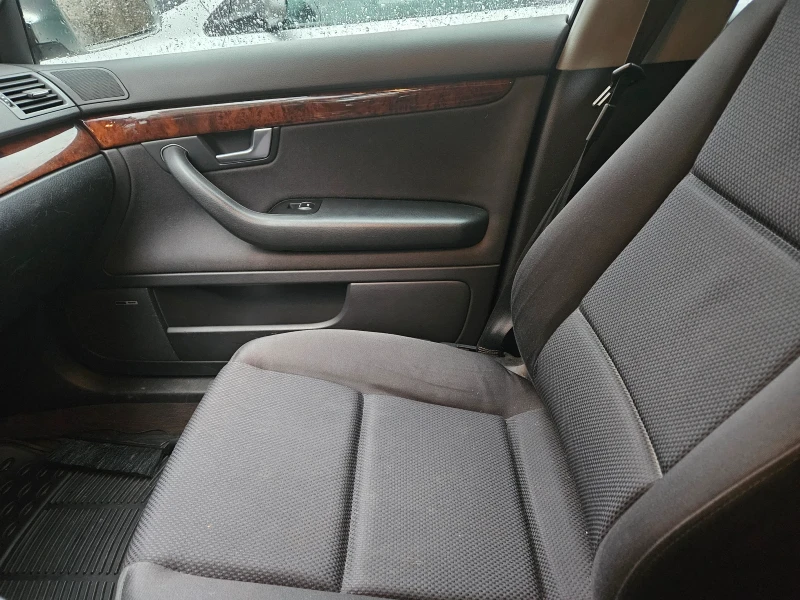 Audi A4 1, 9 TDI, снимка 4 - Автомобили и джипове - 53236108