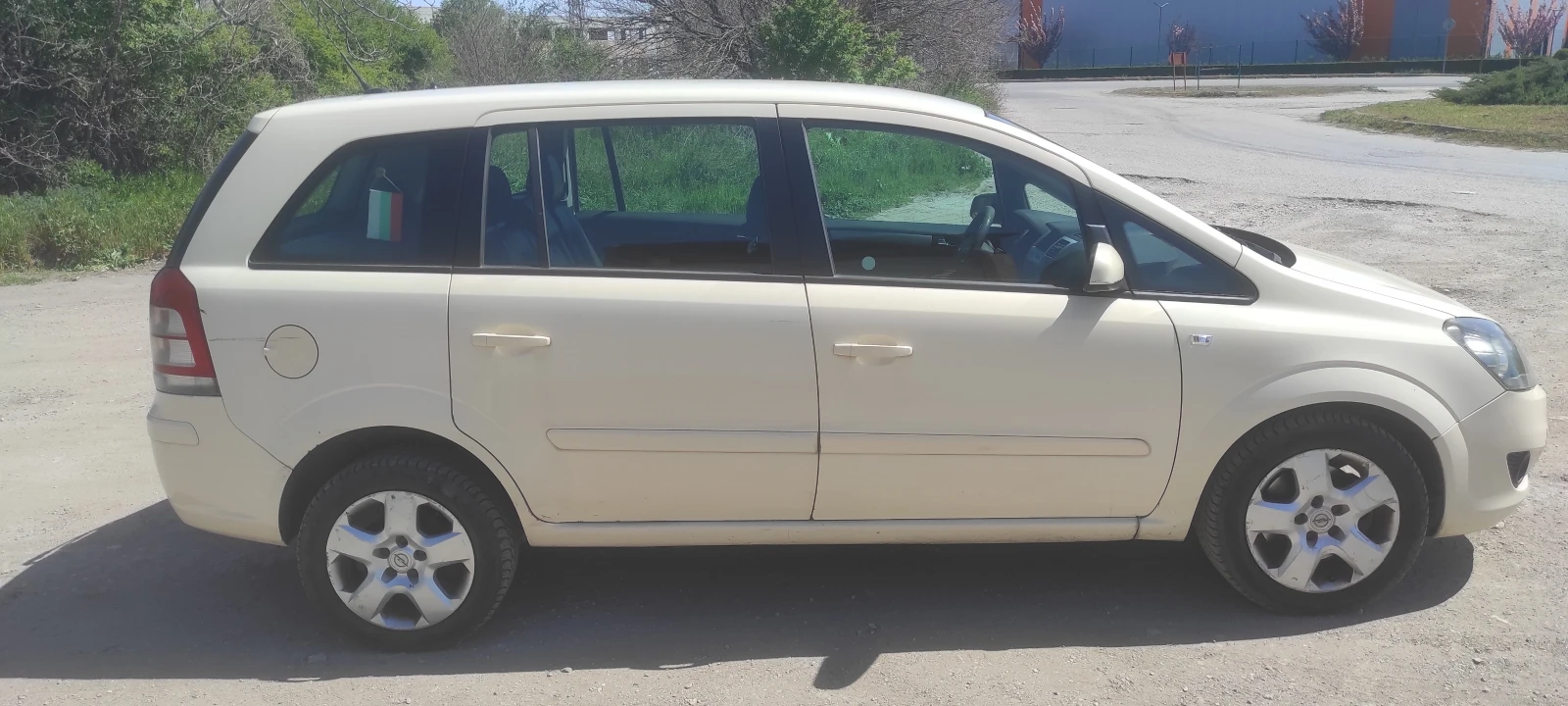 Opel Zafira  - изображение 3