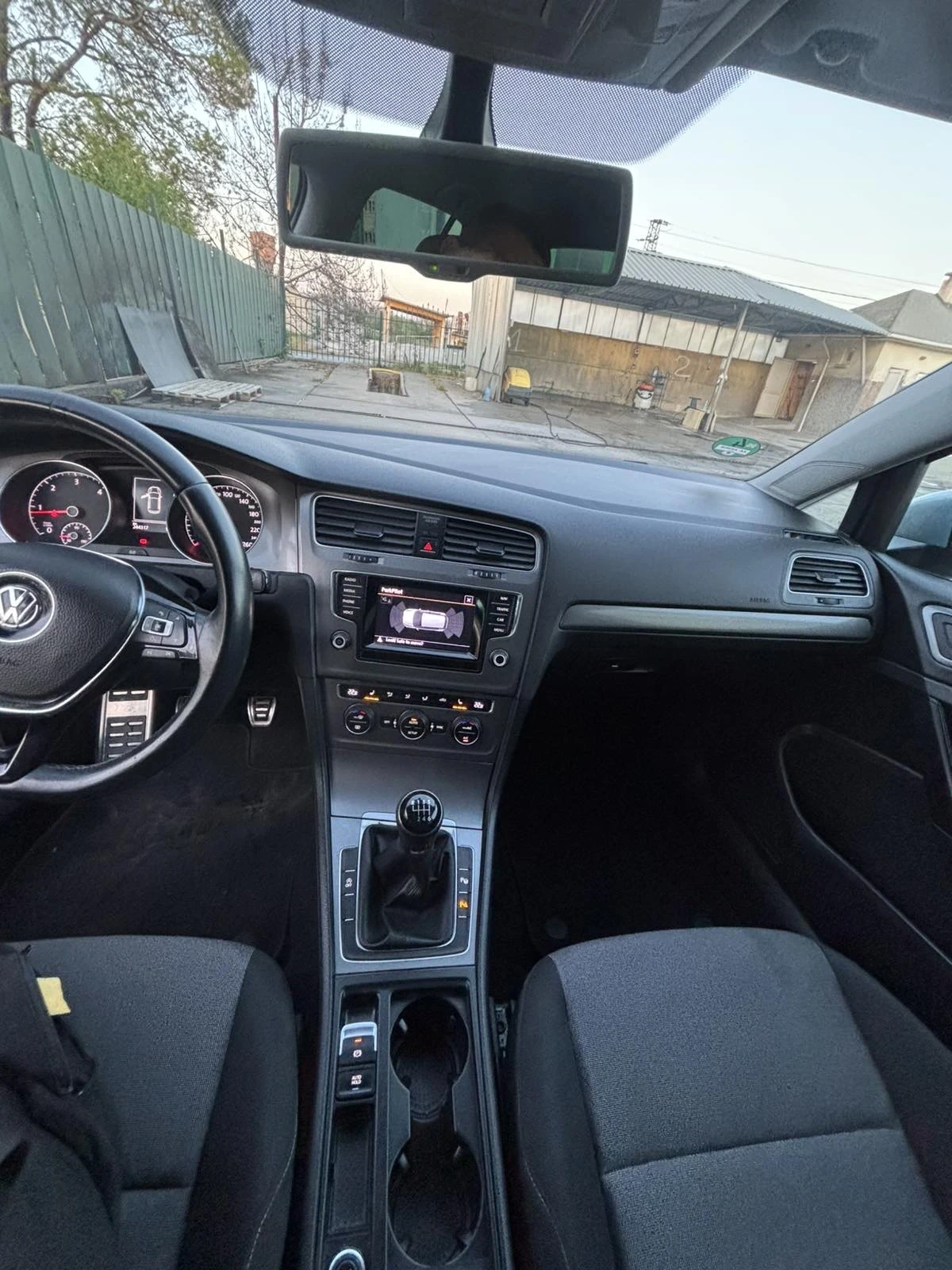VW Golf 1.6TDI 6ск - изображение 8