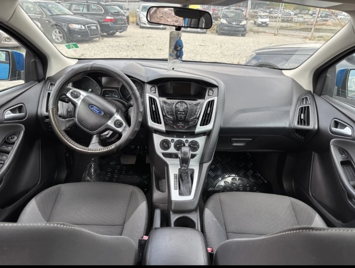 Ford Focus 2.0-160кс , Автомат, снимка 9 - Автомобили и джипове - 51409122