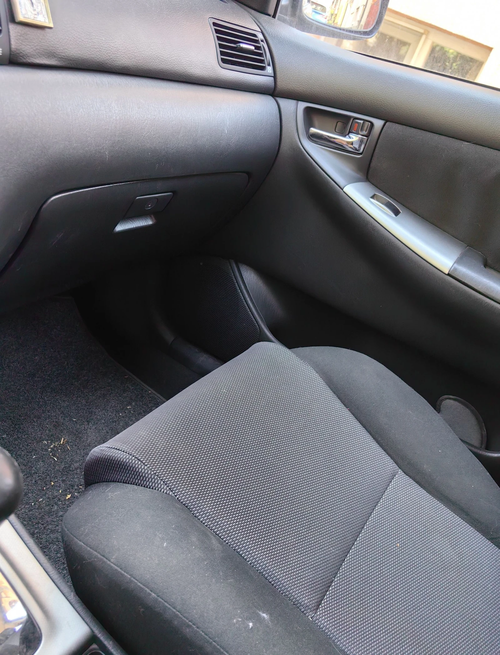 Toyota Corolla  - изображение 6
