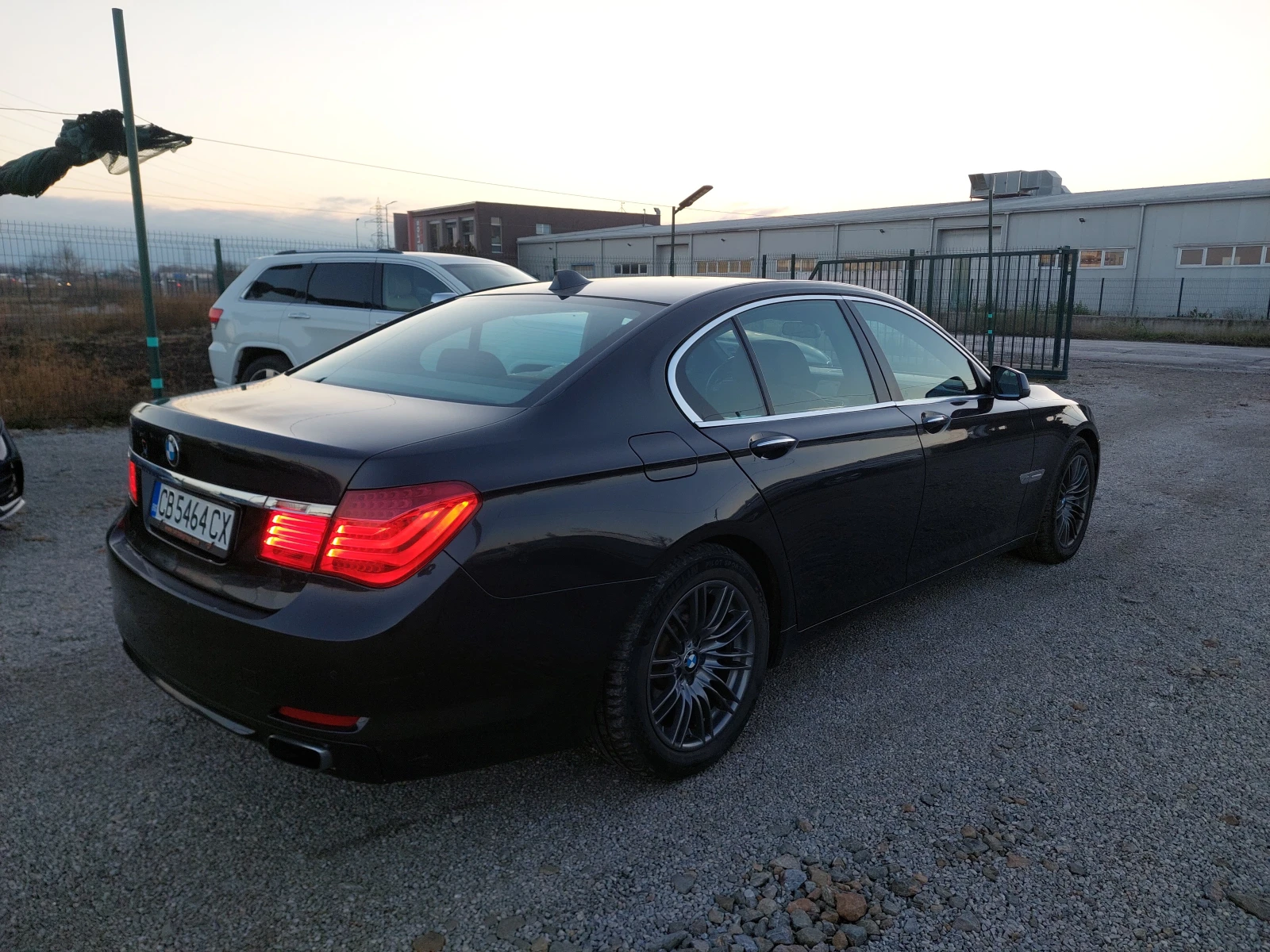 BMW 740  - изображение 5