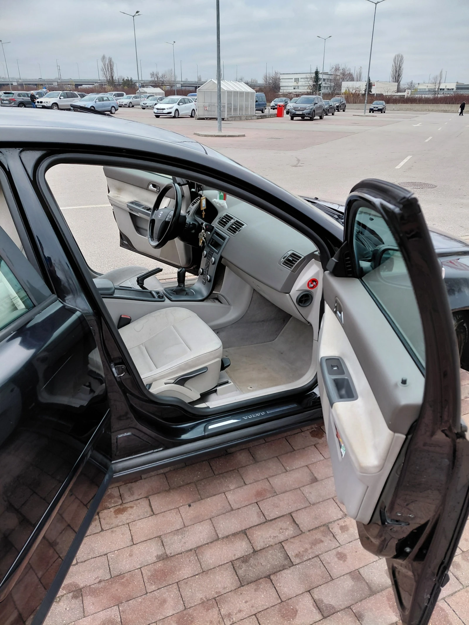 Volvo V50 | Mobile.bg � ����������� 10