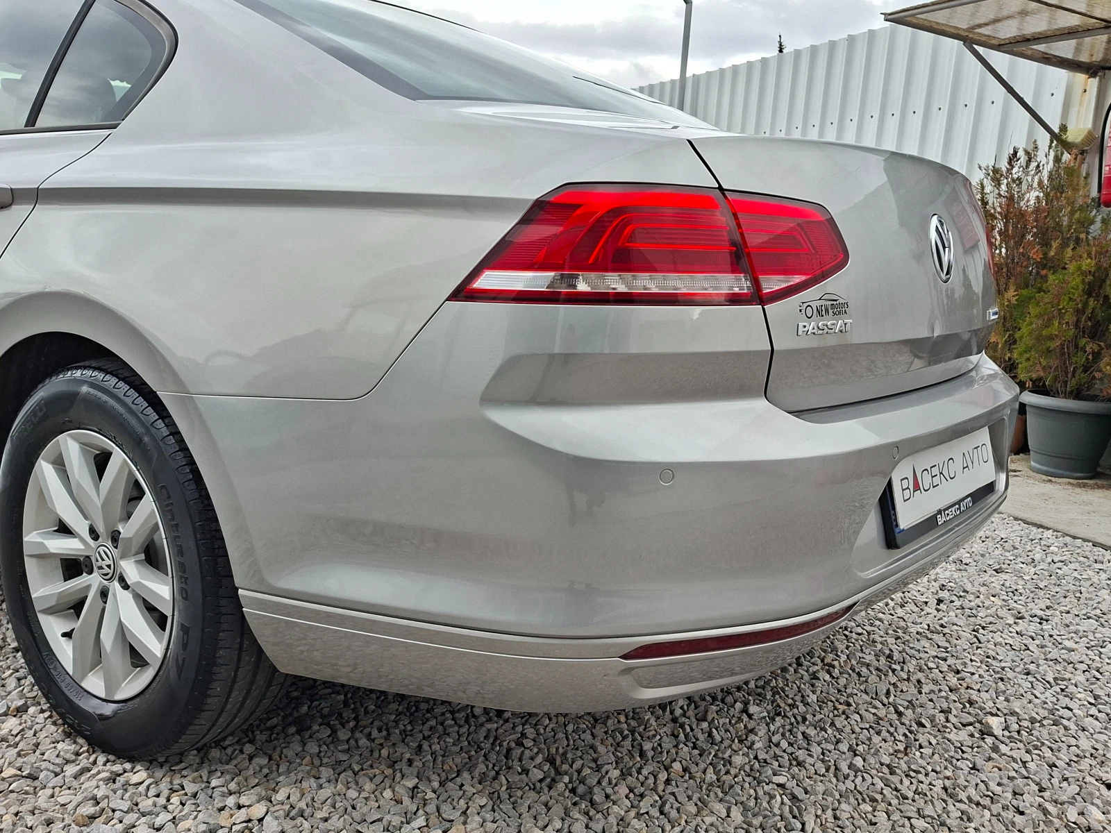 VW Passat, снимка 9 - Автомобили и джипове - 53894254