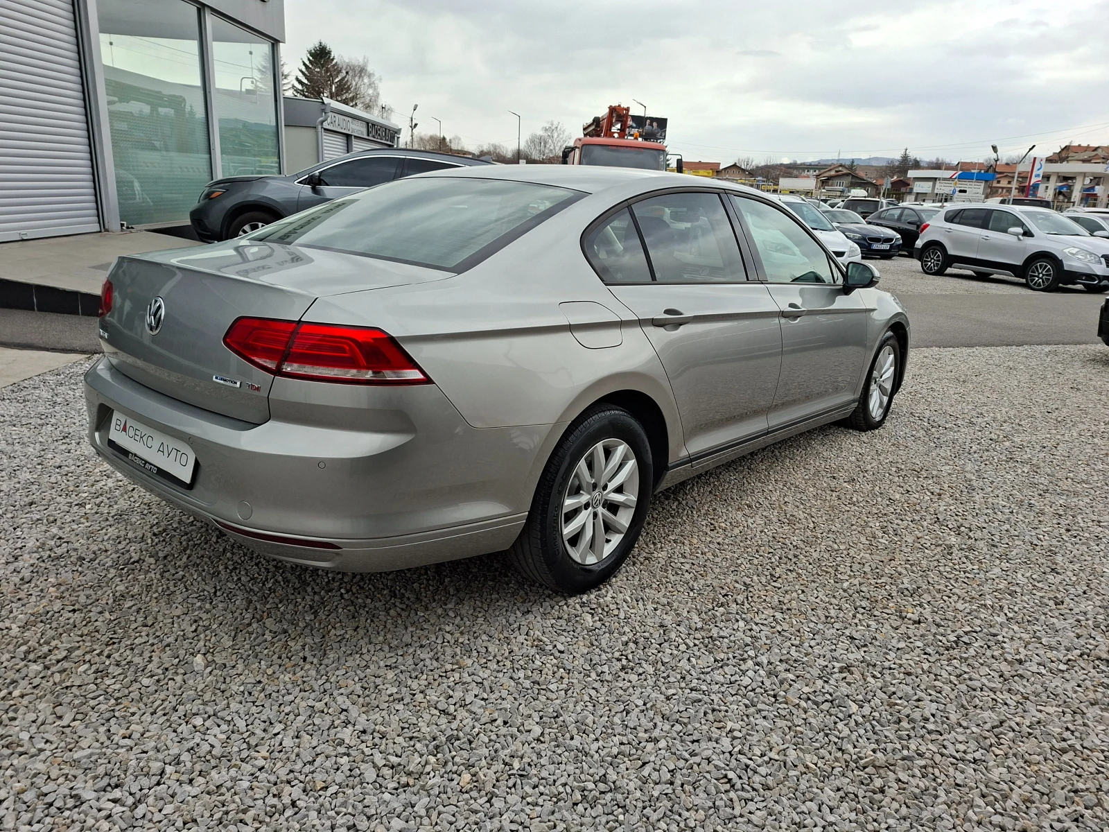 VW Passat, снимка 7 - Автомобили и джипове - 53894254