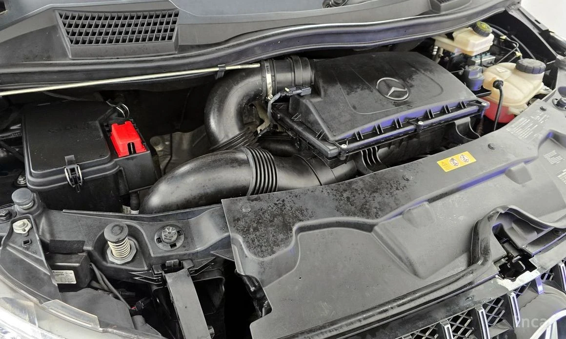 Mercedes-Benz V 300, снимка 6 - Автомобили и джипове - 53924561