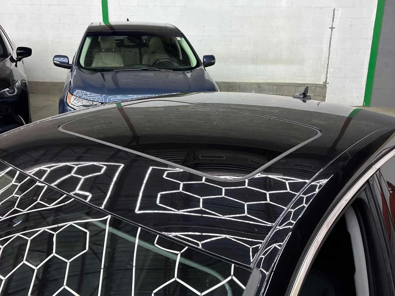 Audi A4  Komfort /CARFAX/DISTRONIC/CAMERA/PANO, снимка 16 - Автомобили и джипове - 53977481