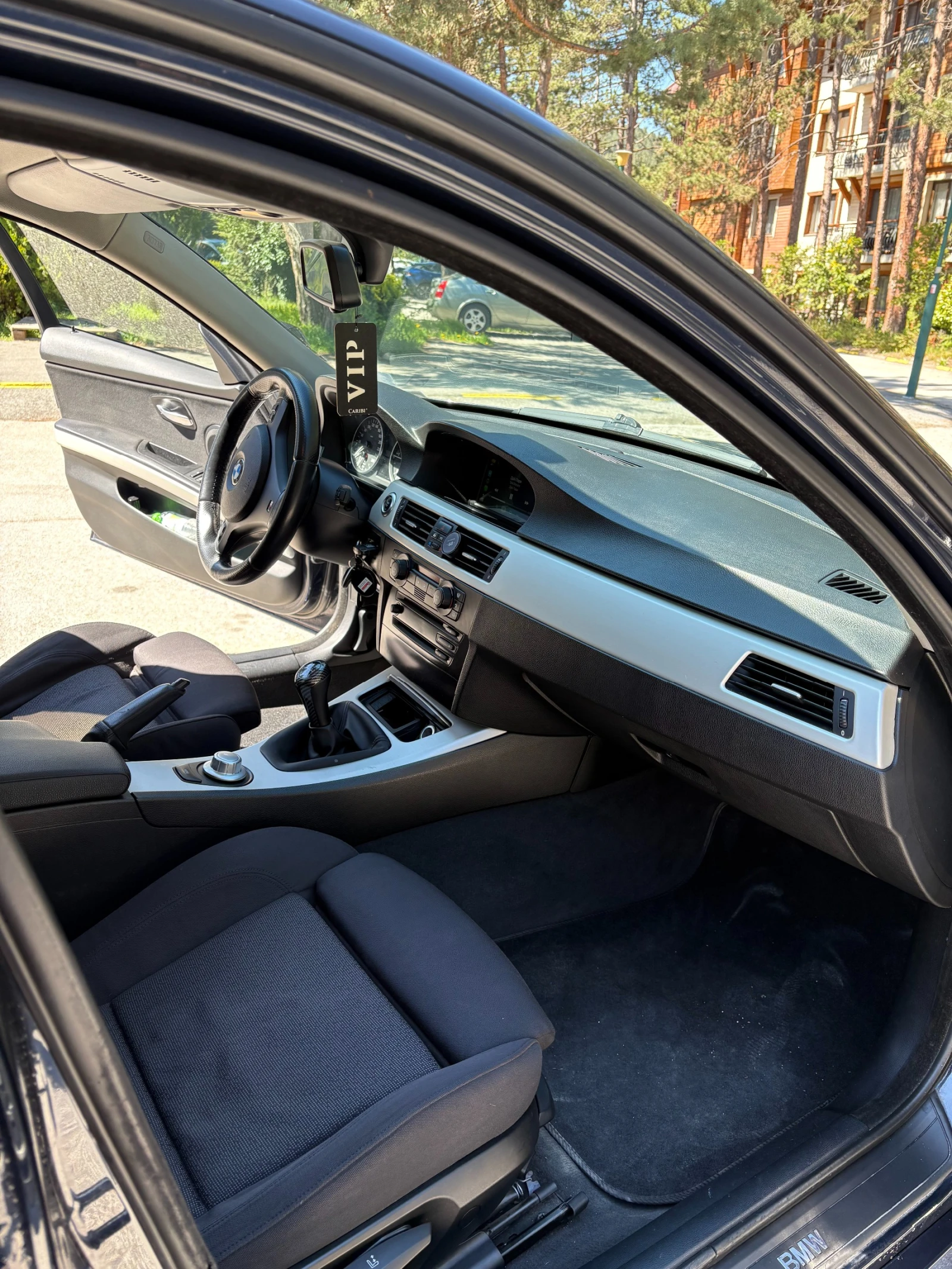 BMW 320, снимка 10 - Автомобили и джипове - 54310409