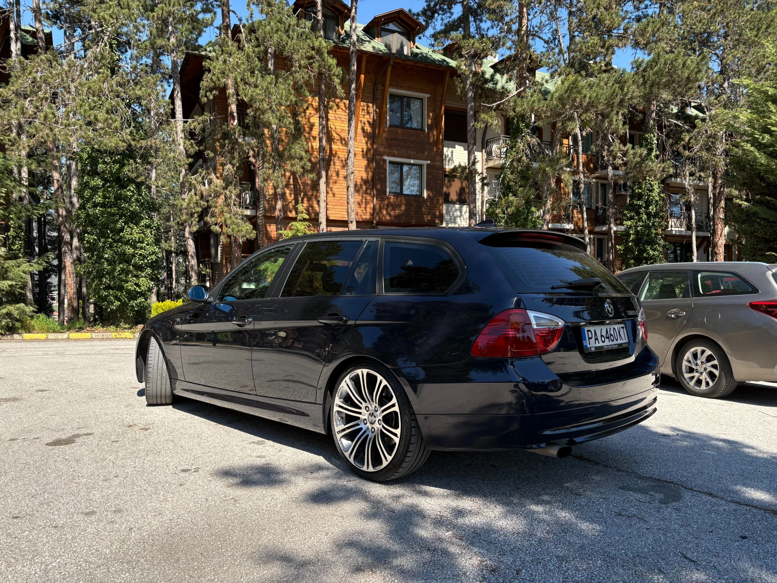 BMW 320, снимка 2 - Автомобили и джипове - 54310409